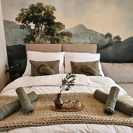 Lägenhet Terrace In Old Town - Castle & Cathedral View *